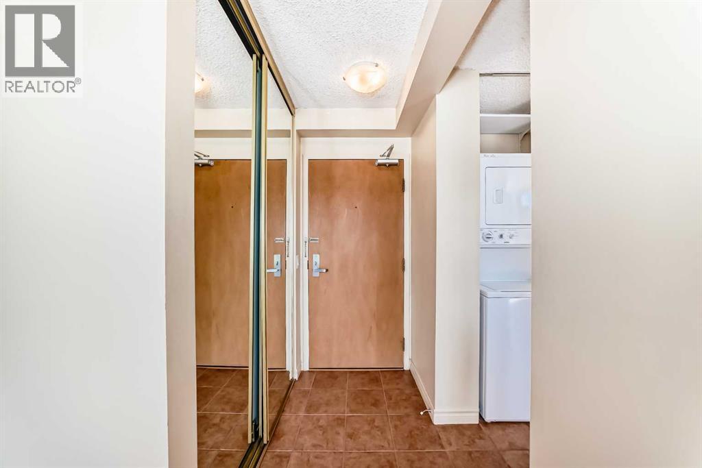 Single Family House for Sale in   Point Drive NW Point McKay Calgary 