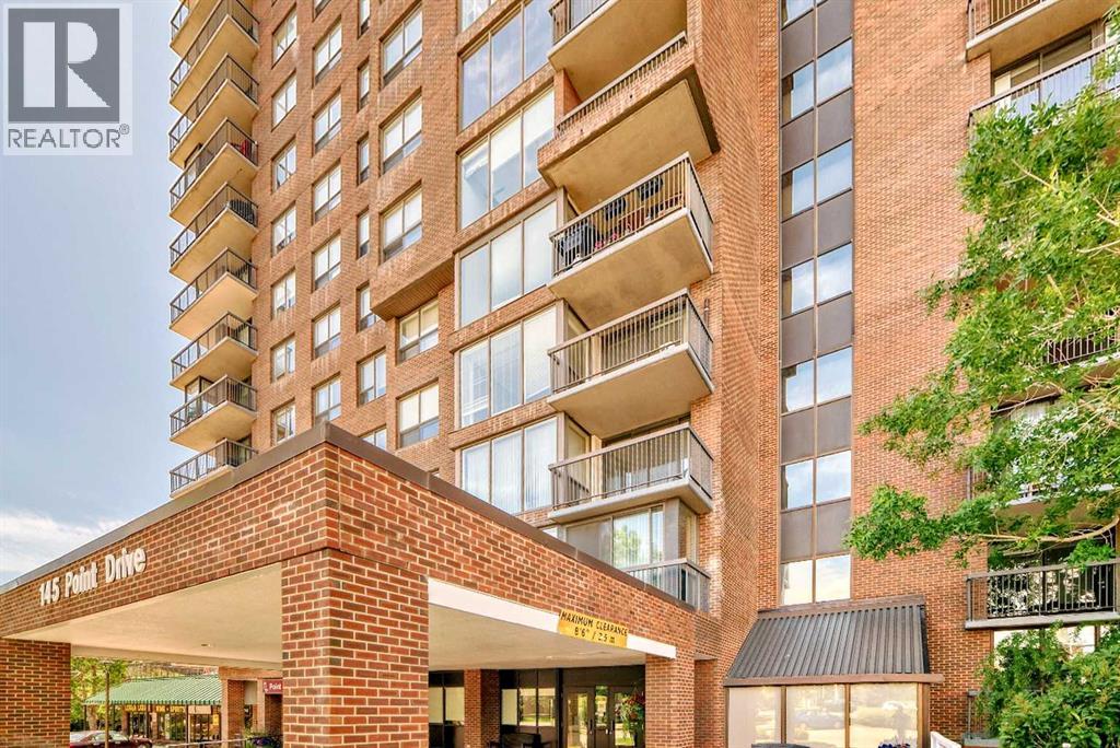 Single Family House for Sale in   Point Drive NW Point McKay Calgary 