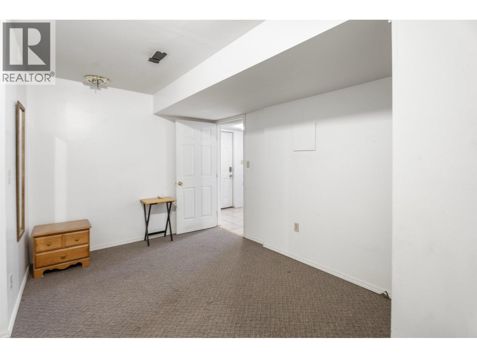 4050 BARNES DRIVE - 29