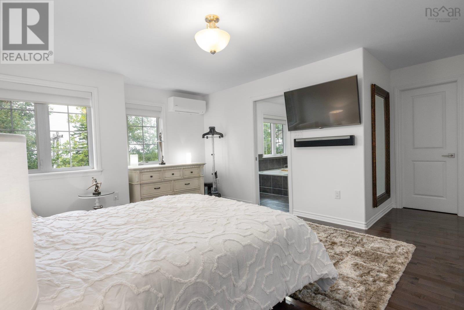 Property 25 of 50 of 279 Bently Drive