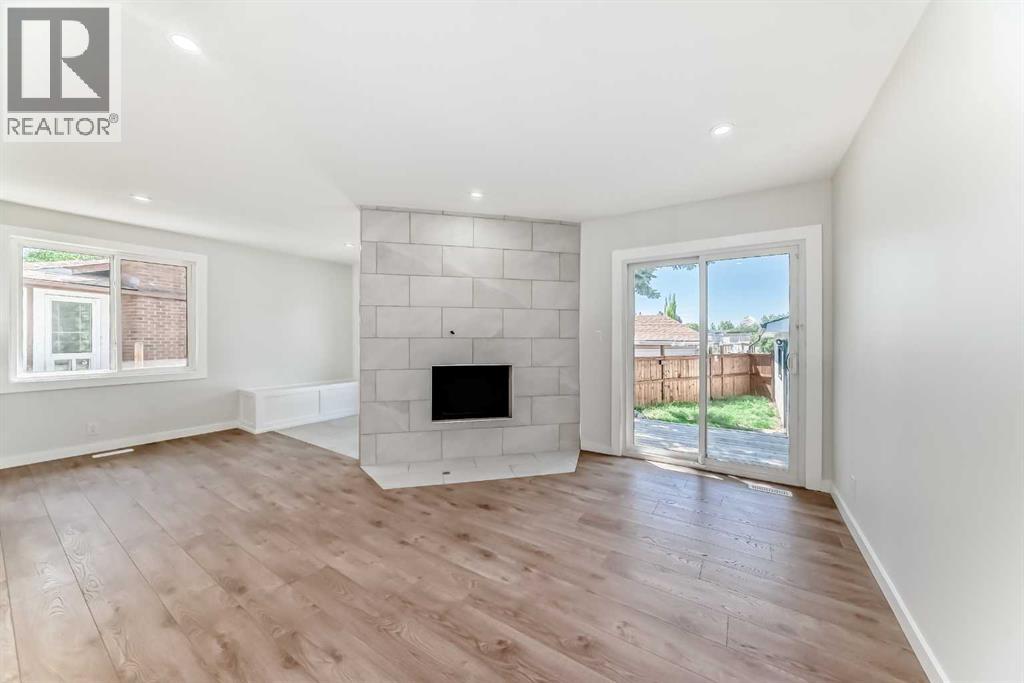 Single Family House Bungalow for Sale in  Whitestone Road NE Whitehorn Calgary 