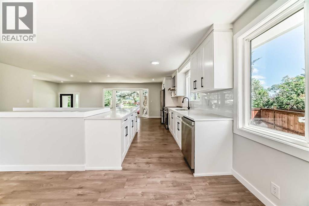 Single Family House Bungalow for Sale in  Whitestone Road NE Whitehorn Calgary 