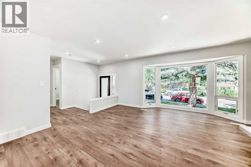 Single Family House Bungalow for Sale in  Whitestone Road NE Whitehorn Calgary 