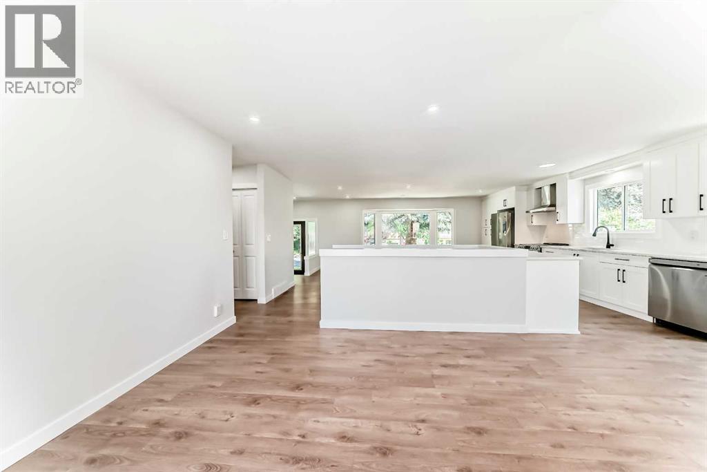 Single Family House Bungalow for Sale in  Whitestone Road NE Whitehorn Calgary 