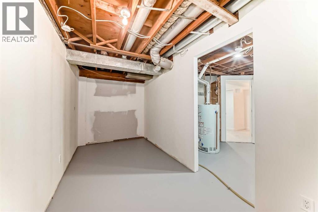 Single Family House Bungalow for Sale in  Whitestone Road NE Whitehorn Calgary 