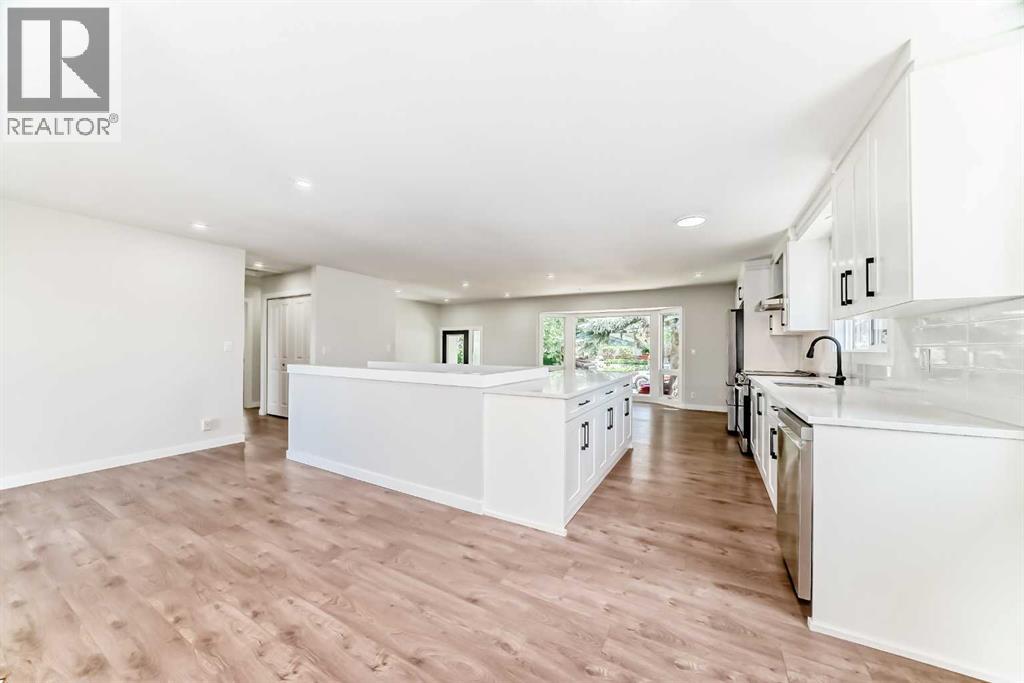 Single Family House Bungalow for Sale in  Whitestone Road NE Whitehorn Calgary 