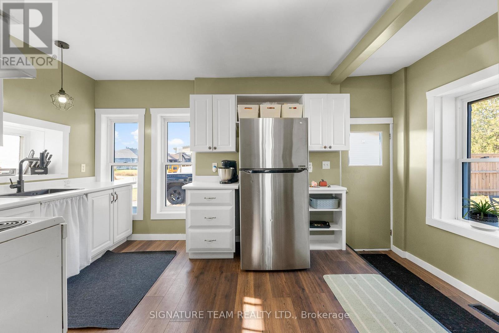 22 ASTROLABE ROAD - 12