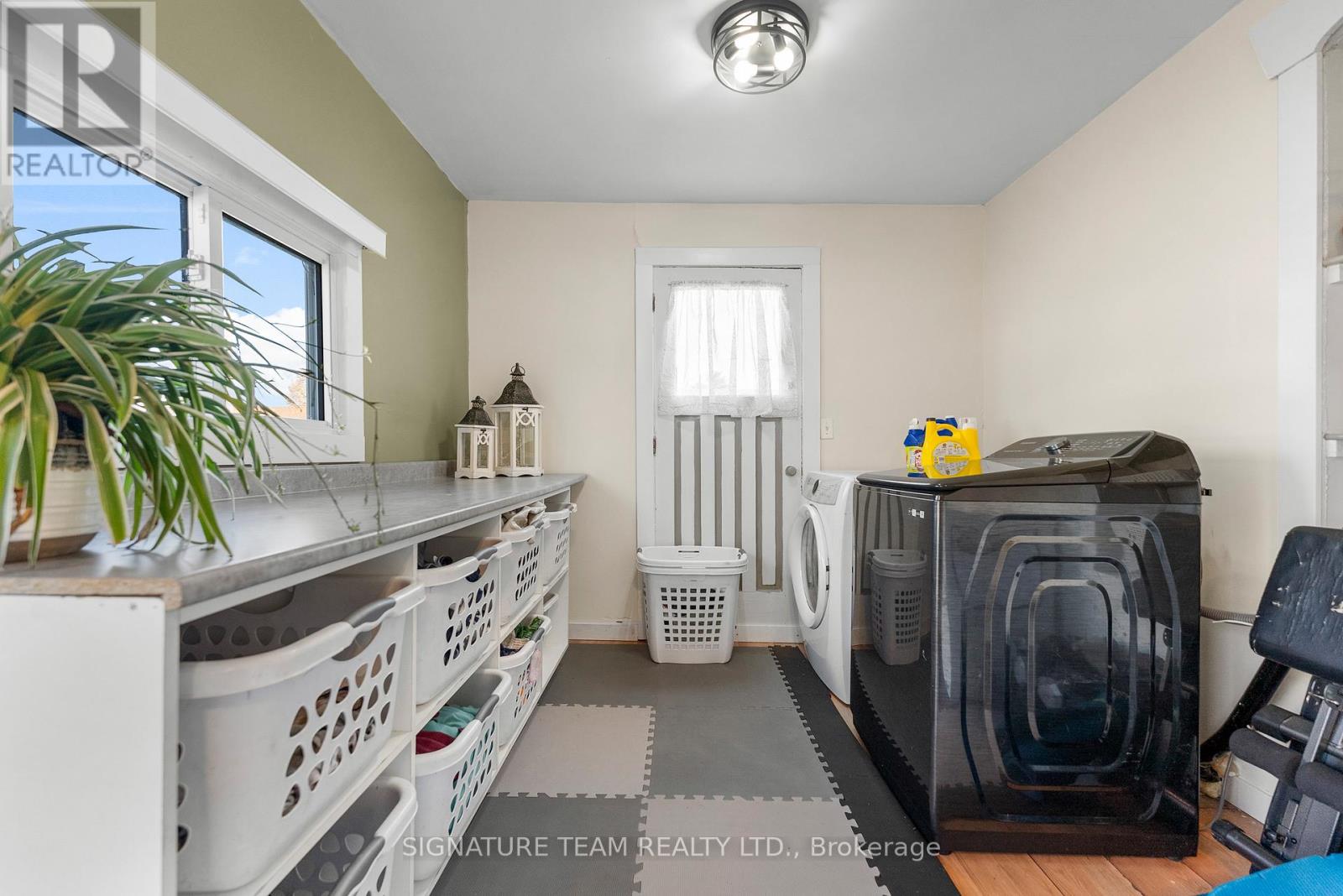 22 ASTROLABE ROAD - 18