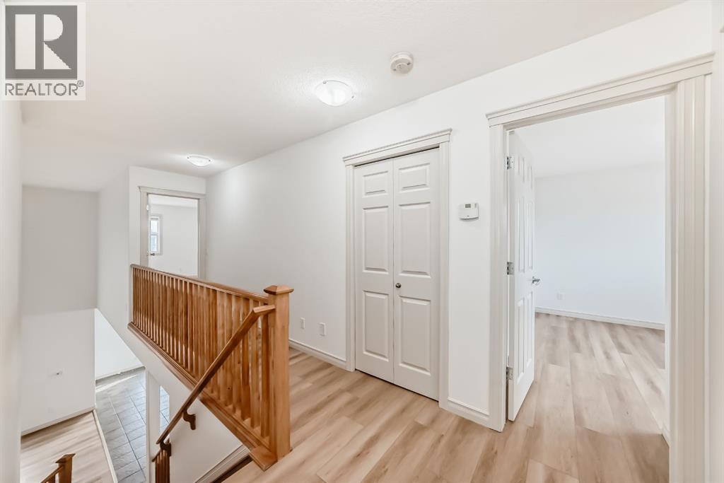 Single Family House for Sale in  Evanston Rise NW Evanston Calgary 