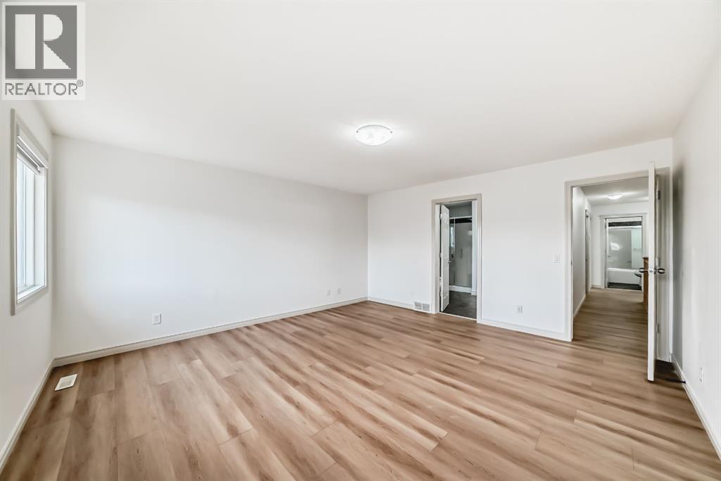 Single Family House for Sale in  Evanston Rise NW Evanston Calgary 