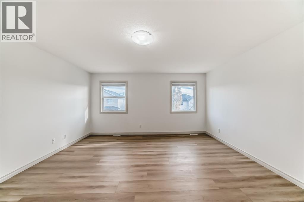 Single Family House for Sale in  Evanston Rise NW Evanston Calgary 