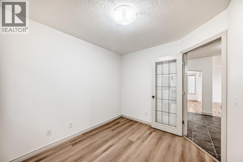 Single Family House for Sale in  Evanston Rise NW Evanston Calgary 