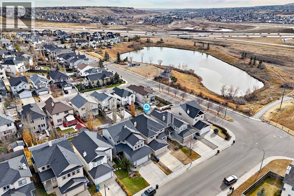 Single Family House for Sale in  Evanston Rise NW Evanston Calgary 