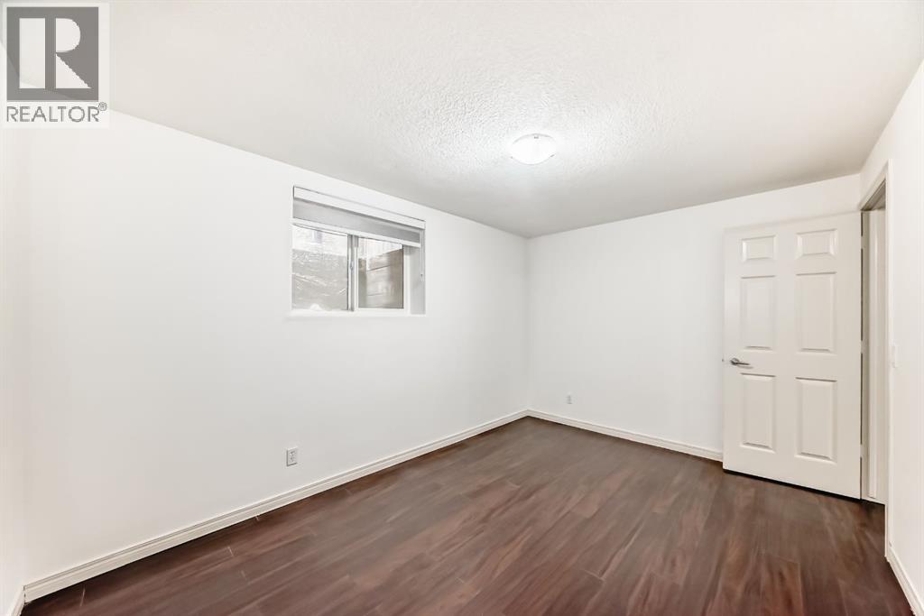 Single Family House for Sale in  Evanston Rise NW Evanston Calgary 