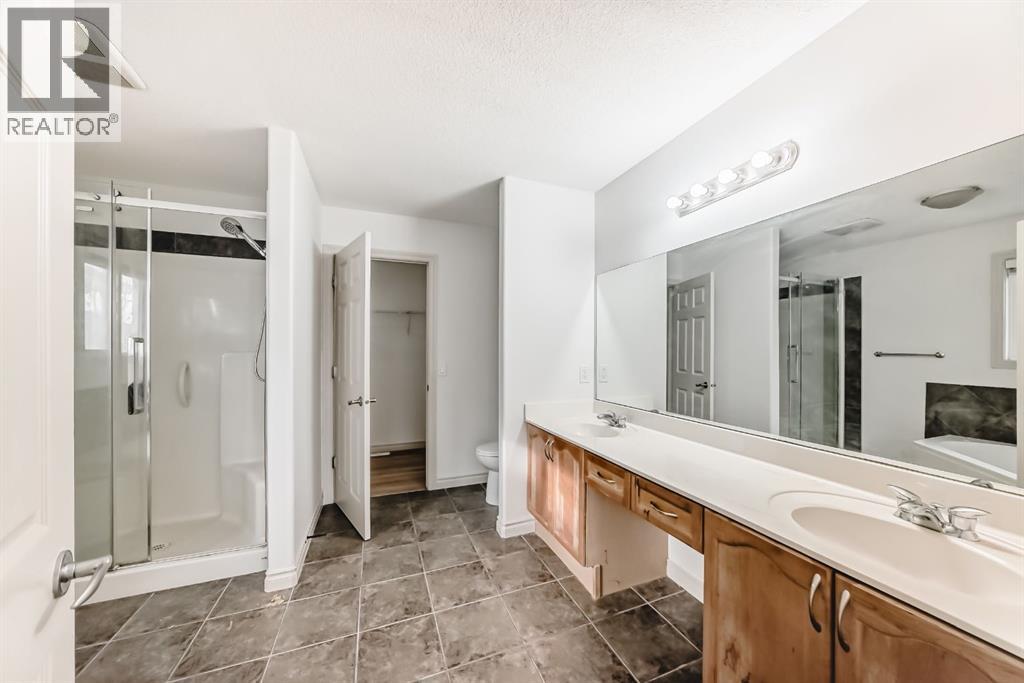 Single Family House for Sale in  Evanston Rise NW Evanston Calgary 