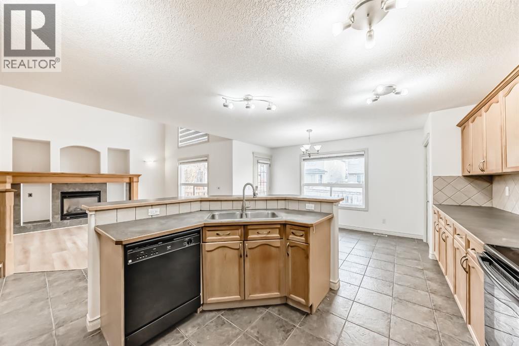 Single Family House for Sale in  Evanston Rise NW Evanston Calgary 