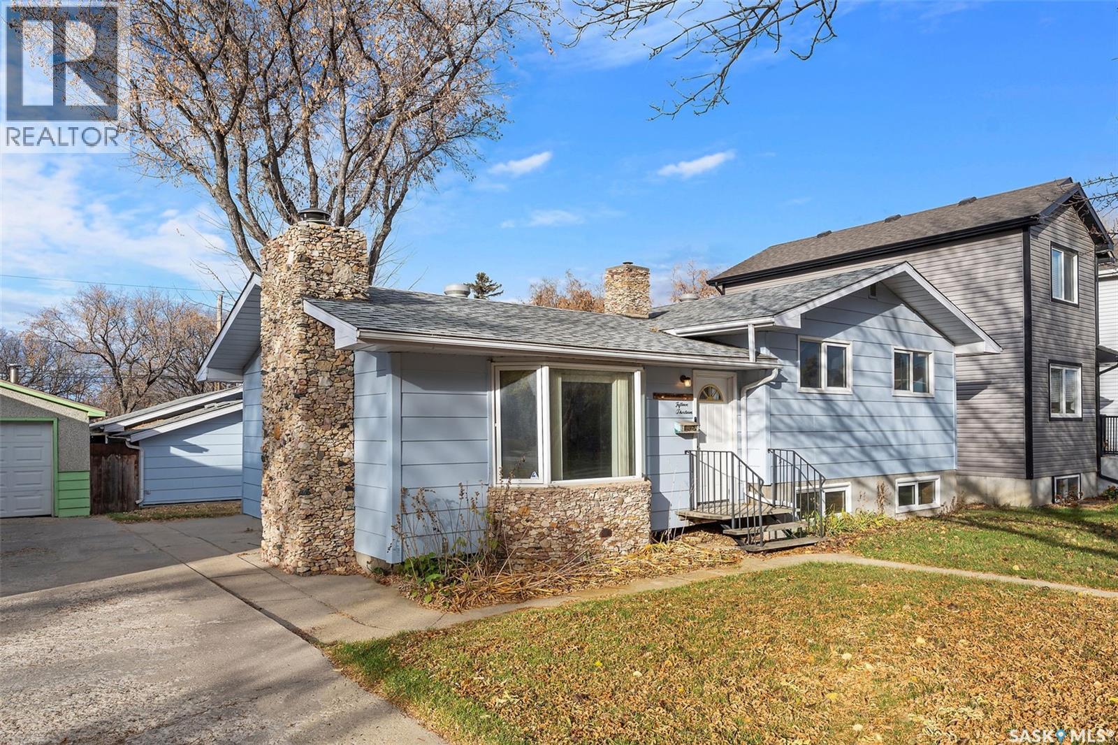 Single Family House for Sale in  G AVENUE N Saskatoon 