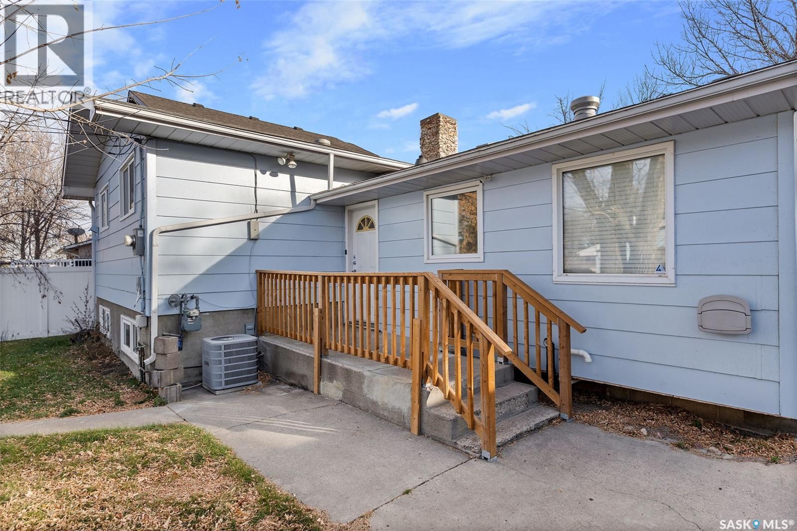 Single Family House for Sale in  G AVENUE N Saskatoon 