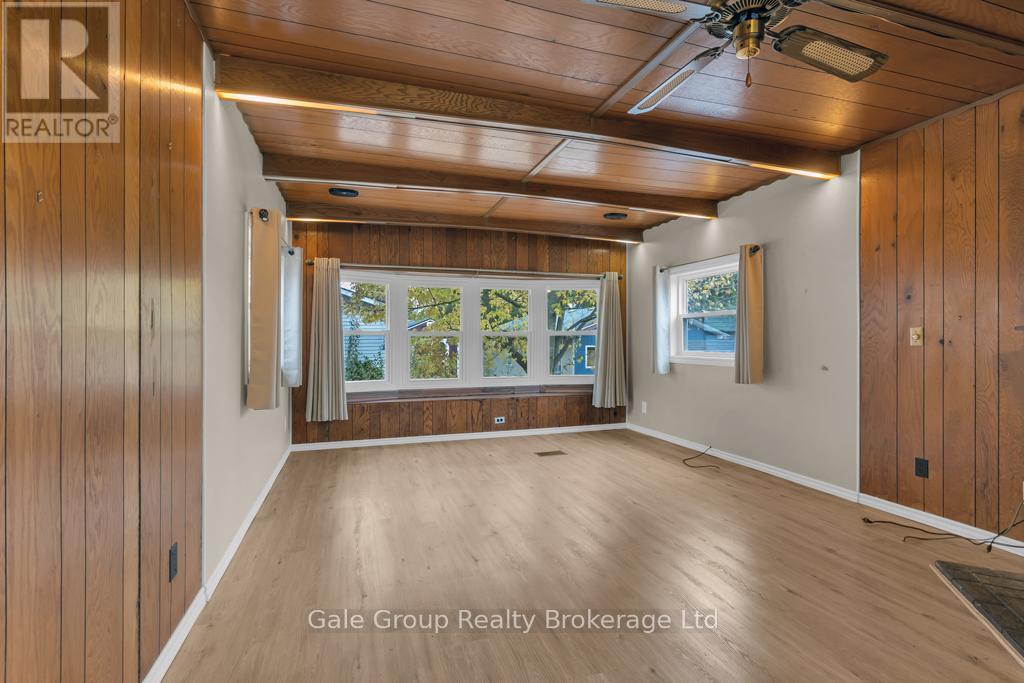 Single Family House Bungalow for Sale in  HWY  TROPICANA # CRESCENT E East Zorra-Tavistock (Hidden Valley) 