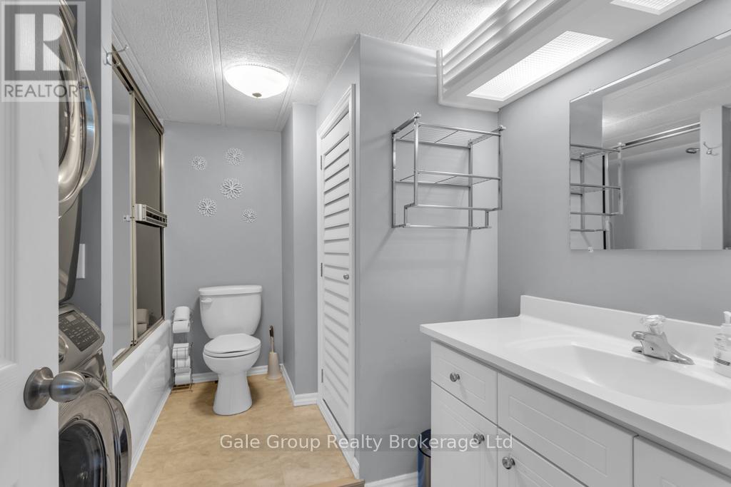 Single Family House Bungalow for Sale in  HWY  TROPICANA # CRESCENT E East Zorra-Tavistock (Hidden Valley) 