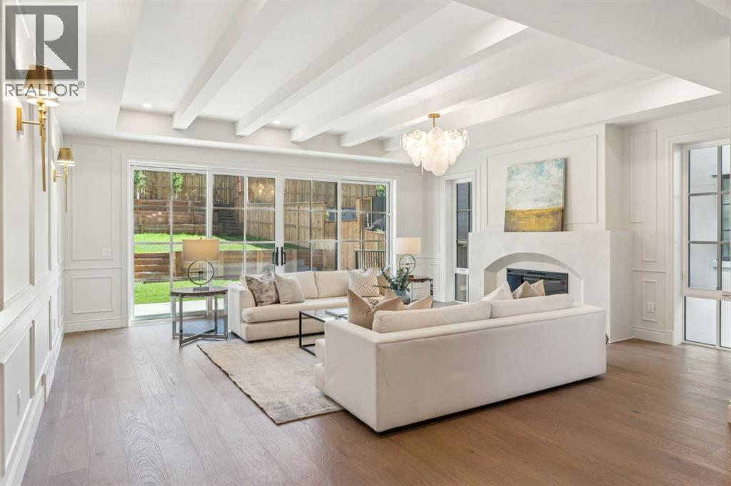 Single Family House for Sale in   Avenue NW Parkdale Calgary 