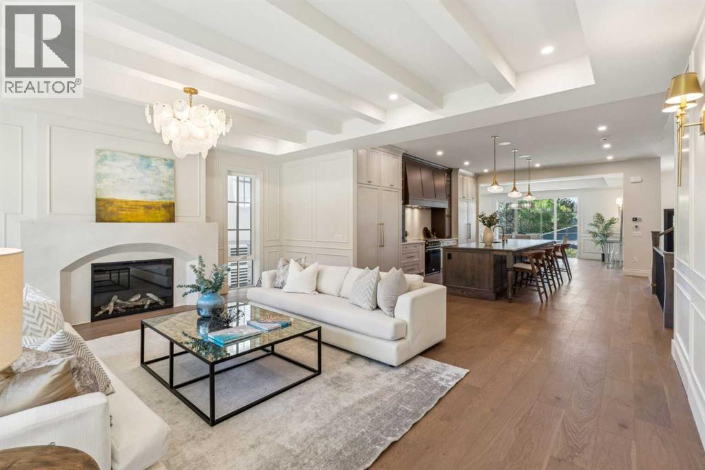 Single Family House for Sale in   Avenue NW Parkdale Calgary 