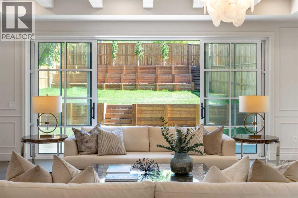 Single Family House for Sale in   Avenue NW Parkdale Calgary 