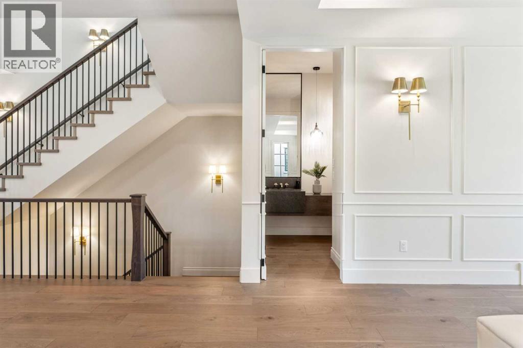 Single Family House for Sale in   Avenue NW Parkdale Calgary 