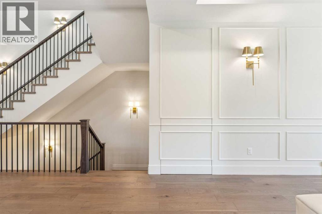 Single Family House for Sale in   Avenue NW Parkdale Calgary 