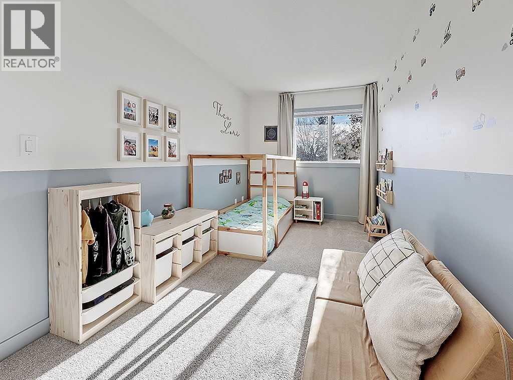 Single Family House for Sale in    Avenue SW Altadore Calgary 