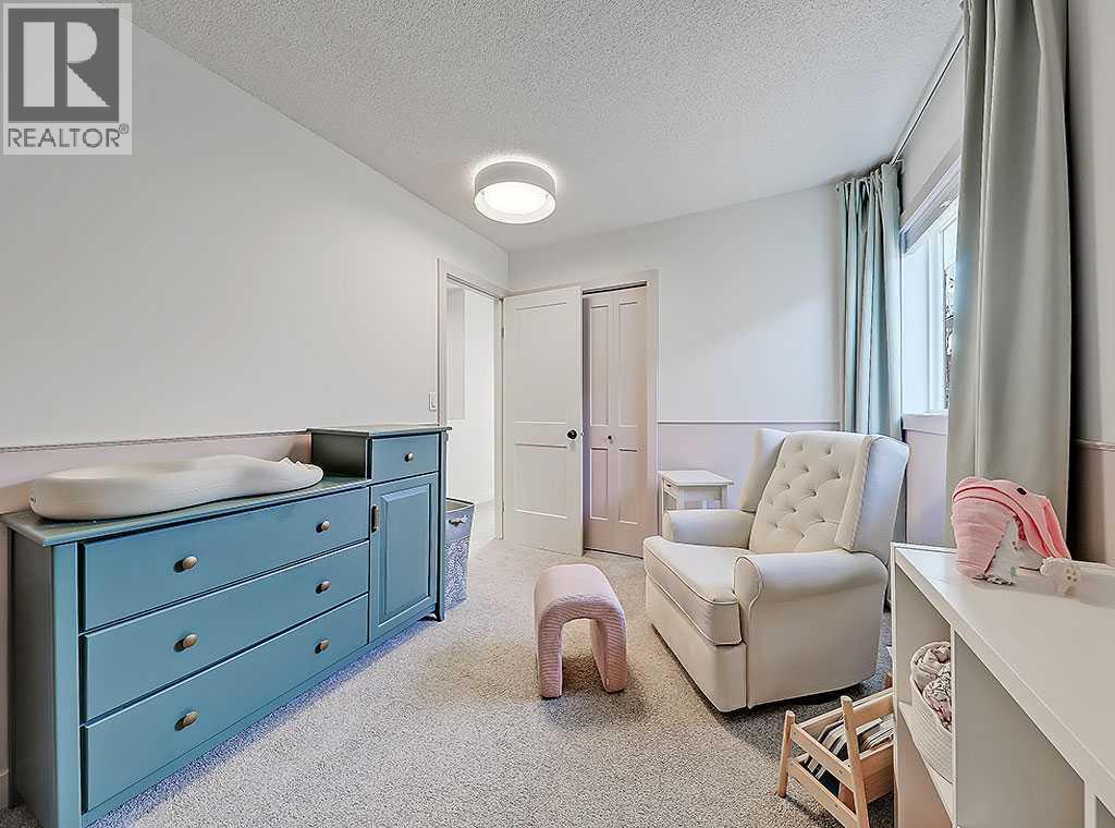 Single Family House for Sale in    Avenue SW Altadore Calgary 