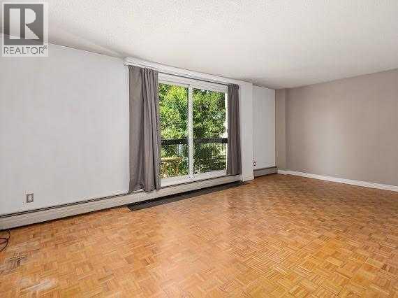 Single Family House for Sale in   Heritage Drive SE Acadia Calgary 