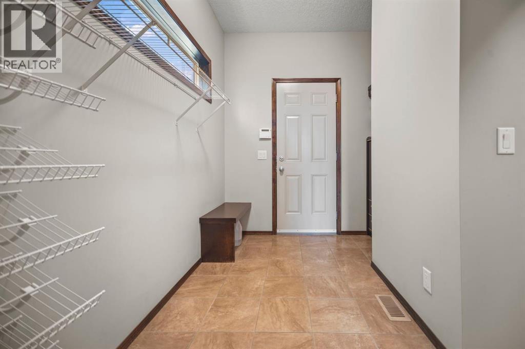 Single Family House for Sale in  Everbrook Way SW Evergreen Calgary 