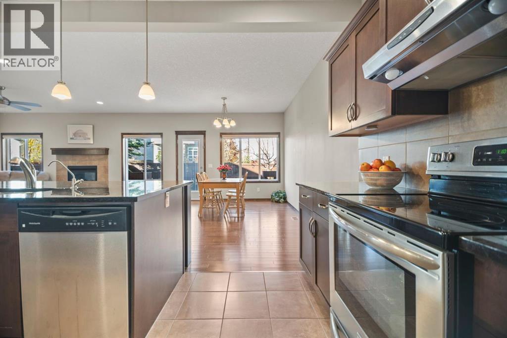 Single Family House for Sale in  Everbrook Way SW Evergreen Calgary 