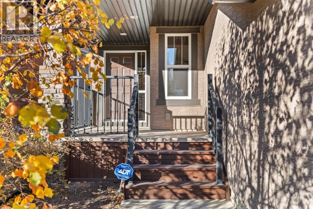 Single Family House for Sale in  Everbrook Way SW Evergreen Calgary 