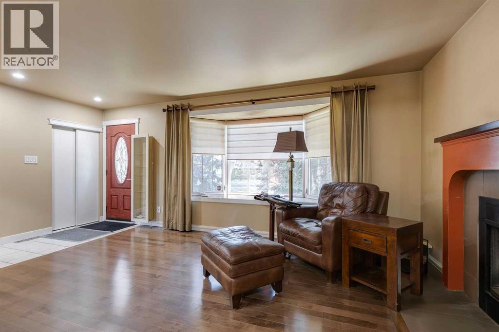 Single Family House Bungalow for Sale in  Woodland Crescent SE Willow Park Calgary 