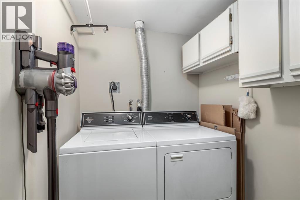 Single Family House for Sale in    Avenue SW Lower Mount Royal Calgary 