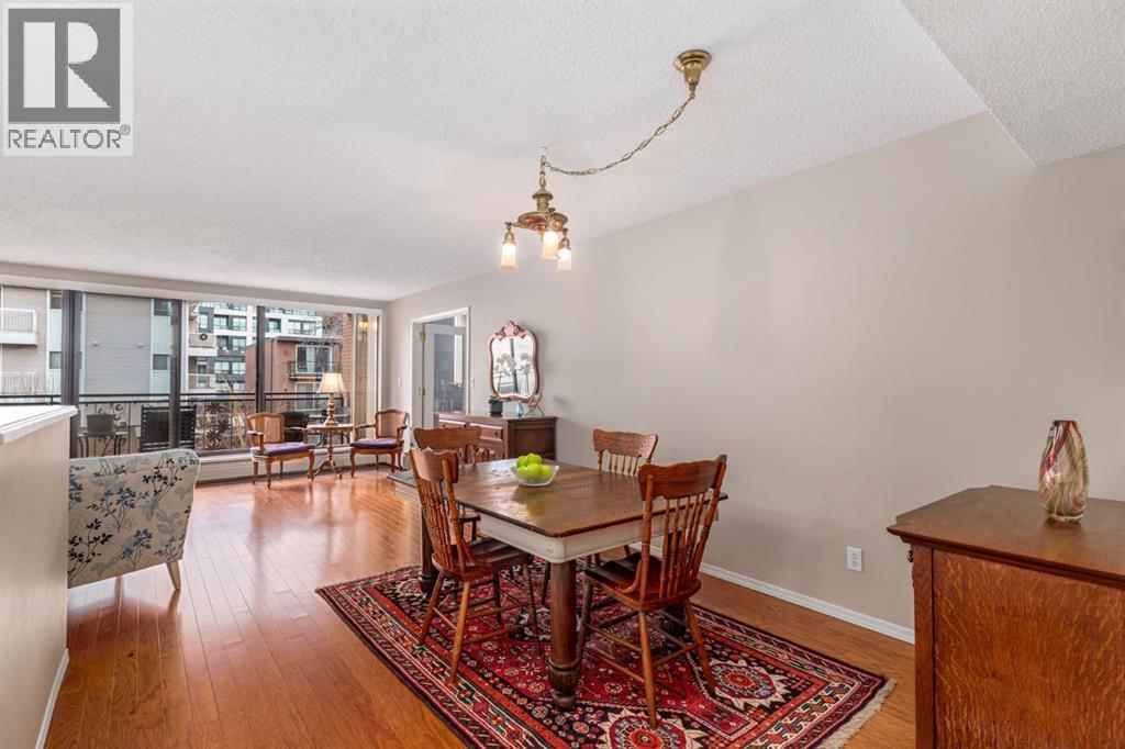 Single Family House for Sale in    Avenue SW Lower Mount Royal Calgary 