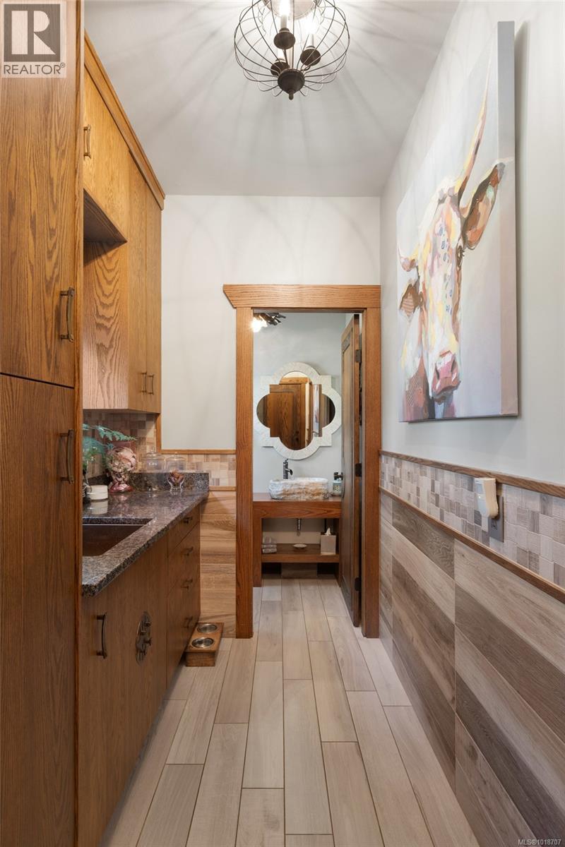  2773 Arbutus Road, Saanich