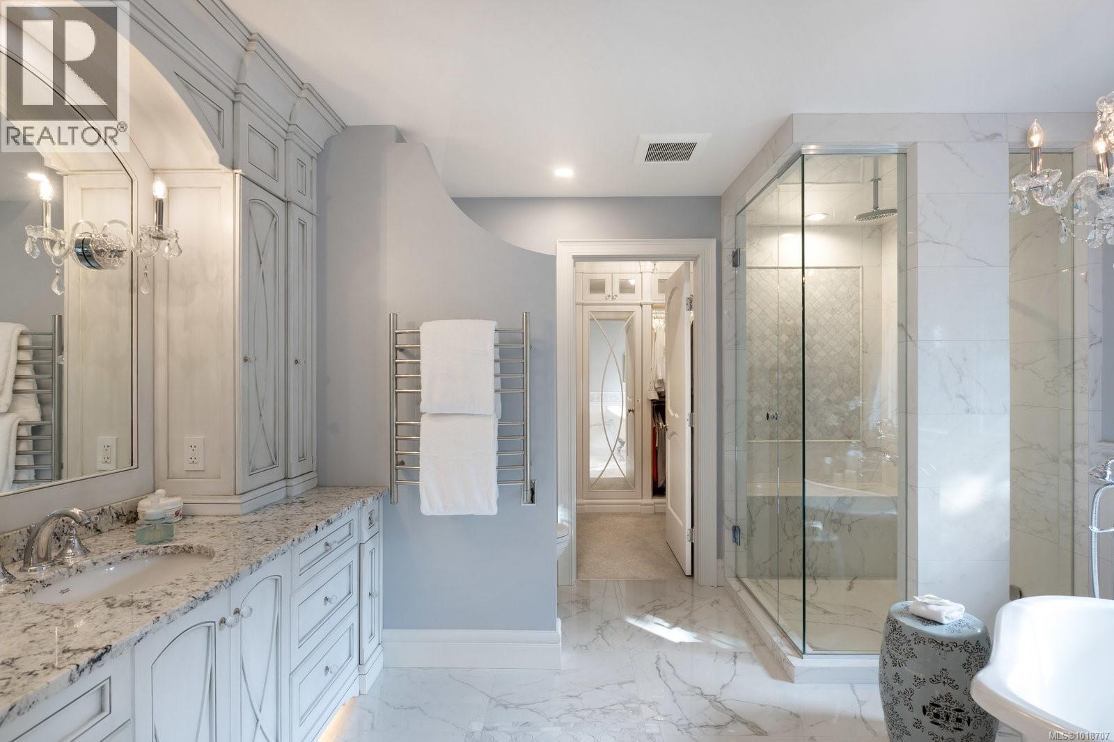  2773 Arbutus Road, Saanich