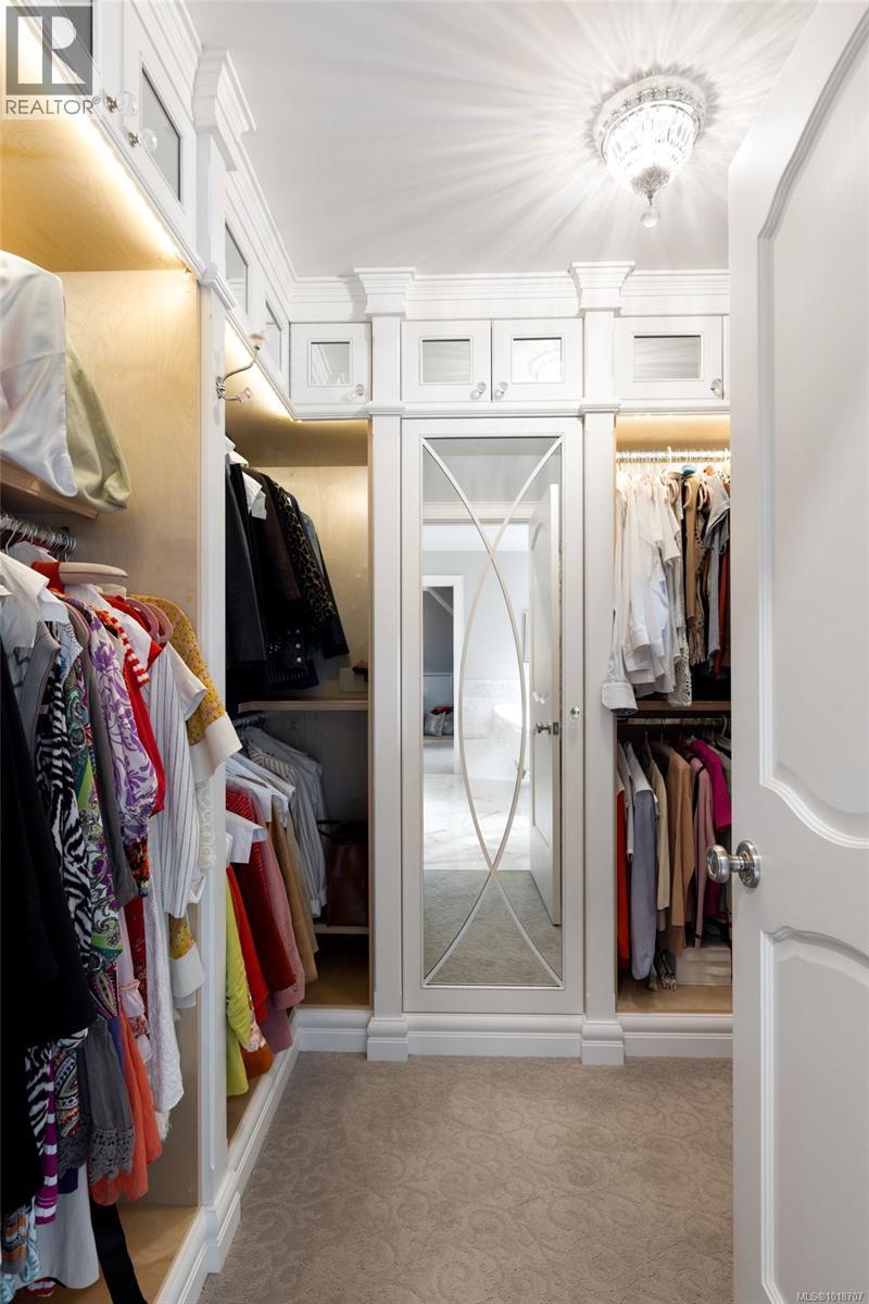  2773 Arbutus Road, Saanich