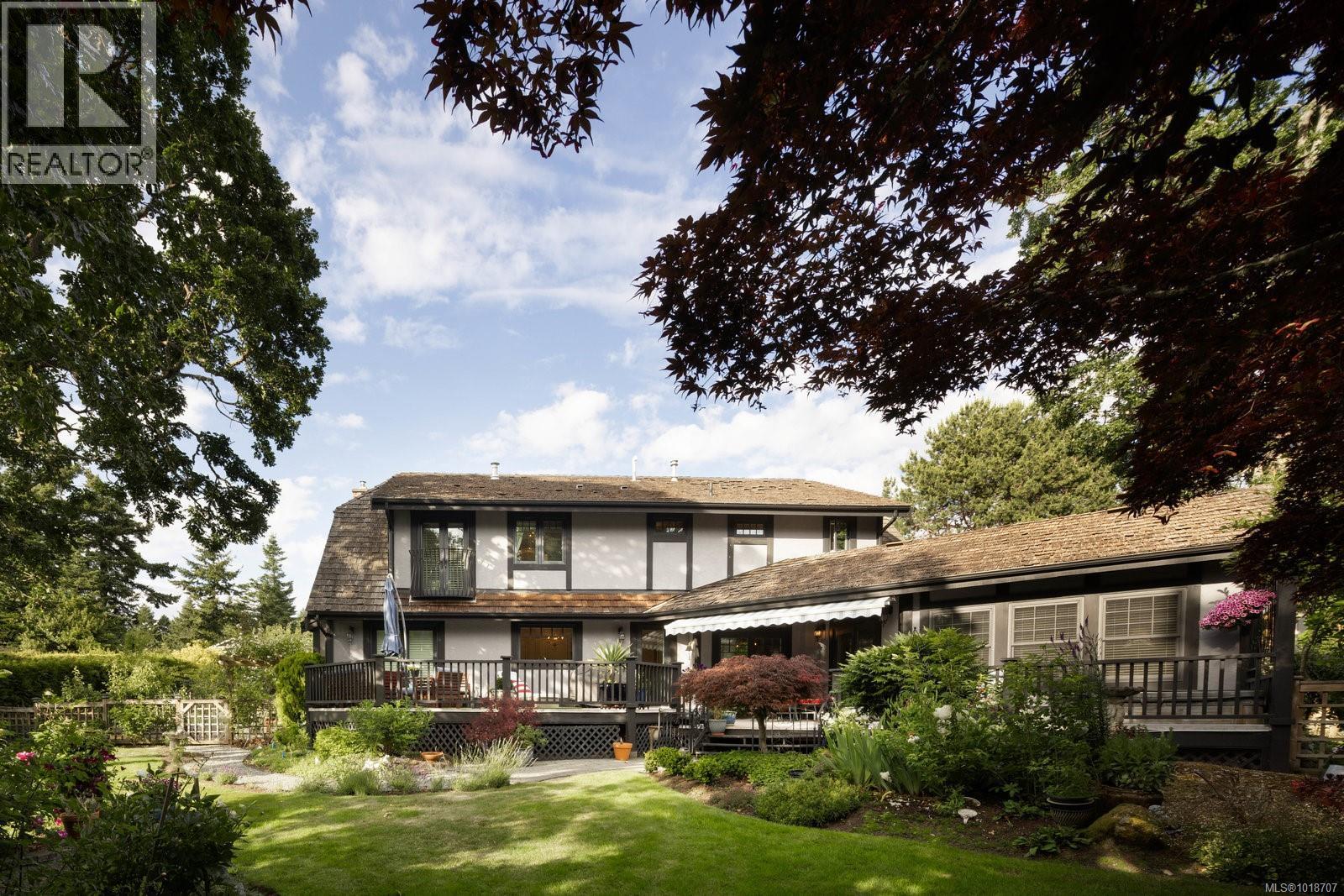  2773 Arbutus Road, Saanich