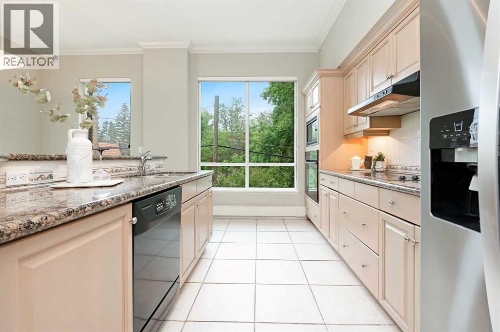 Single Family House for Sale in    Avenue SW Mission Calgary 