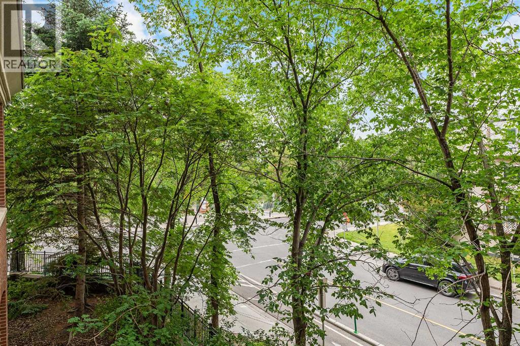 Single Family House for Sale in    Avenue SW Mission Calgary 