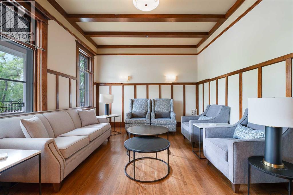 Single Family House for Sale in    Avenue SW Mission Calgary 