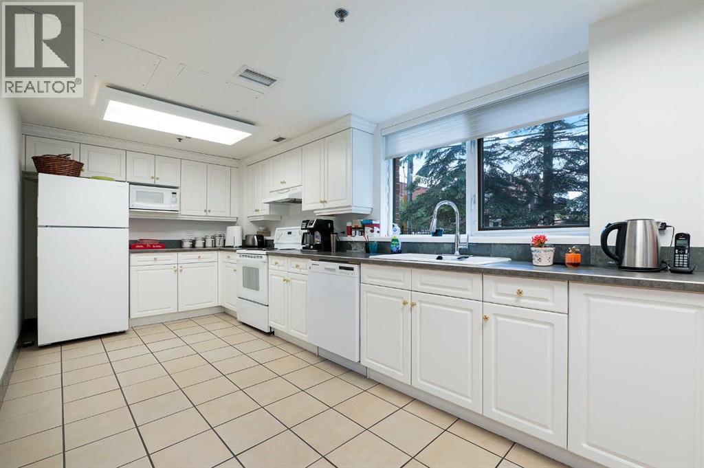 Single Family House for Sale in    Avenue SW Mission Calgary 