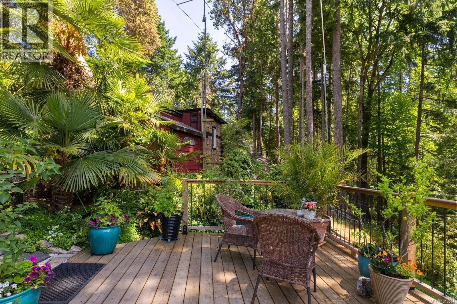  2470 North End Road, Salt Spring