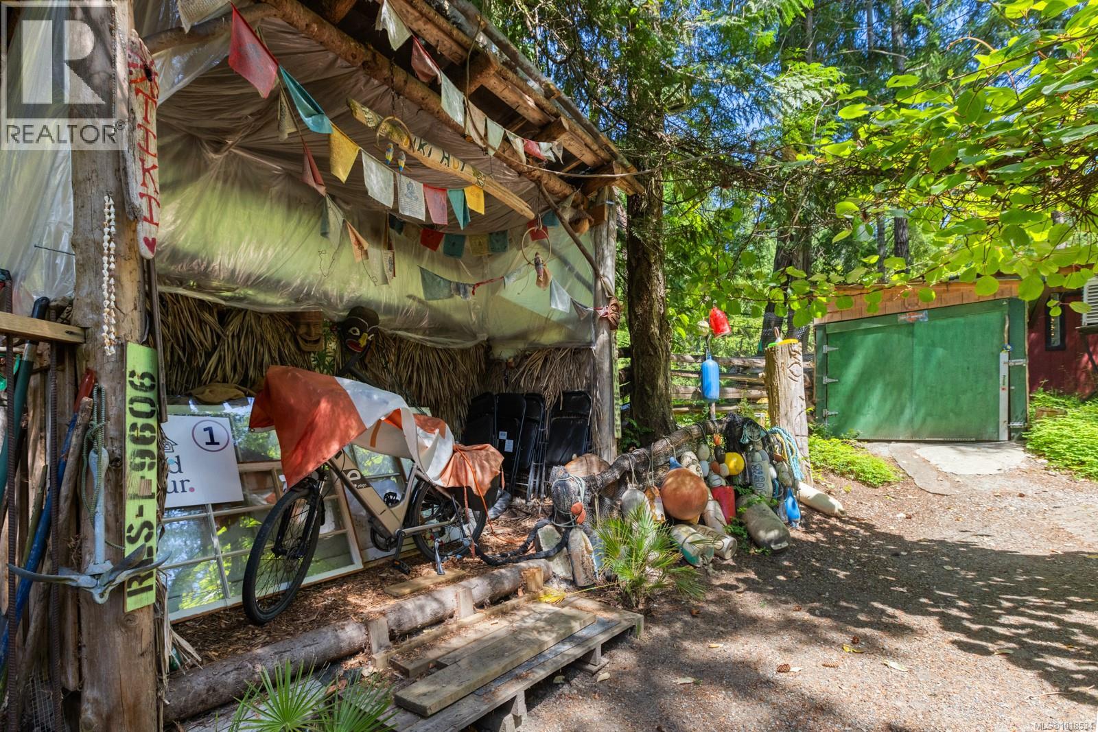  2470 North End Road, Salt Spring