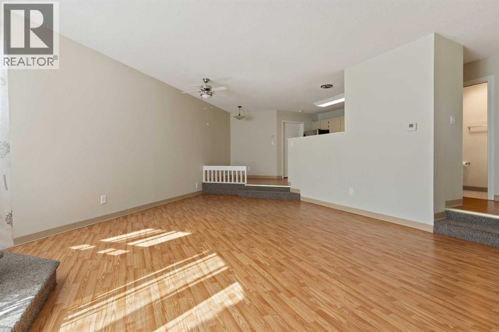 Single Family House for Sale in   Mount Pleasant Drive Mount Pleasant Camrose 