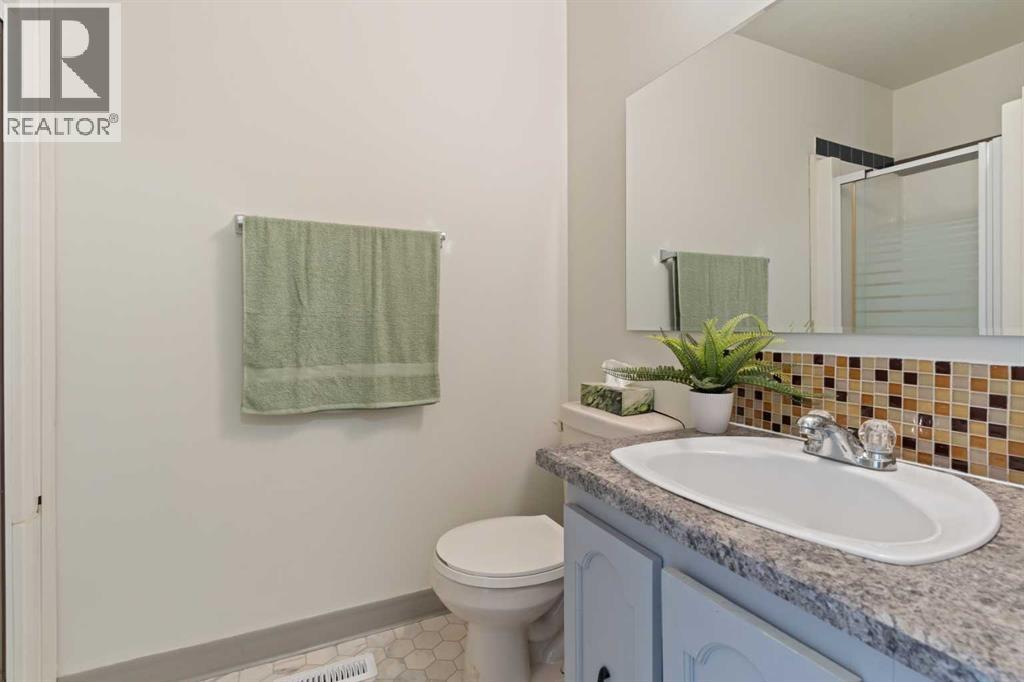 Single Family House for Sale in   Mount Pleasant Drive Mount Pleasant Camrose 